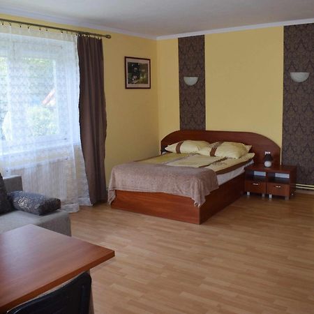 Dom Wczasowy Janina Mikoszewo Kültér fotó