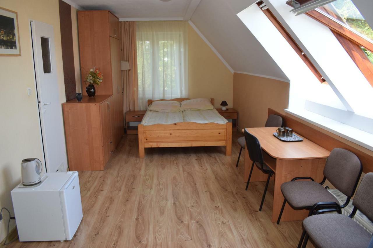 Dom Wczasowy Janina Mikoszewo Kültér fotó